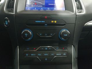 Ford S Max Titanium PowerShift