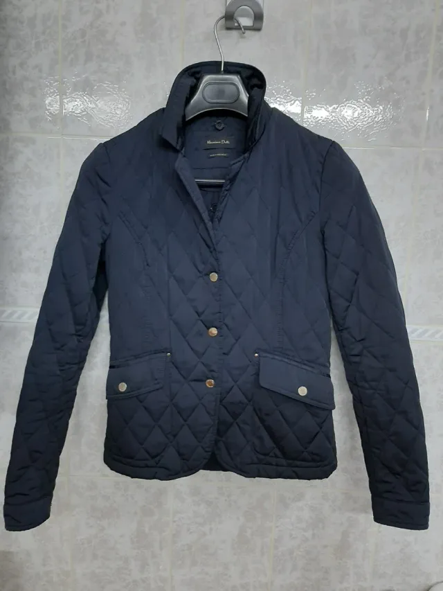 Chaqueta Massimo Dutti azul acolchada