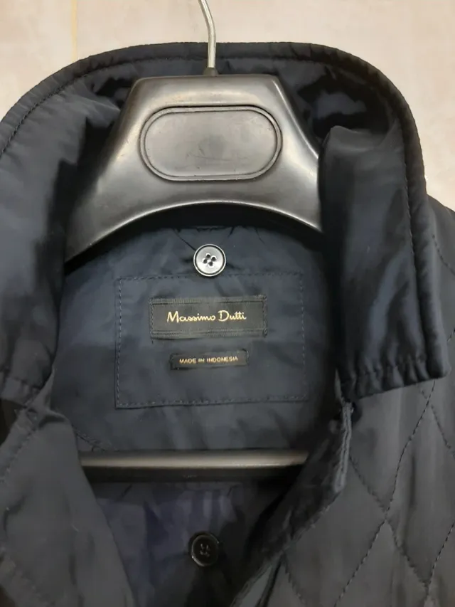 Chaqueta Massimo Dutti azul acolchada