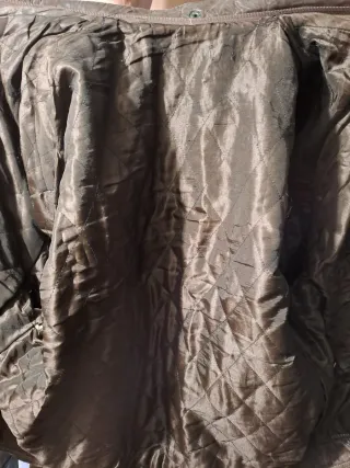 Cazadora de cuero ochentera