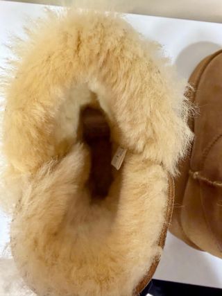 Botas tipo UGG camel con plataforma – cálidas y có