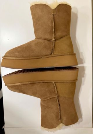 Botas tipo UGG camel con plataforma – cálidas y có