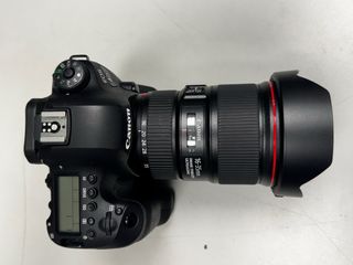 Canon 6d mark II, 16-35 f4 IS y extras...