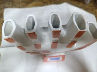 Figuras  cinco dedos Sargadelos