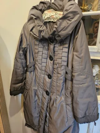 Gabardina muy original, calidad óptima