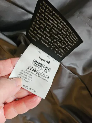 Gabardina muy original, calidad óptima