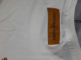 Camiseta LV
