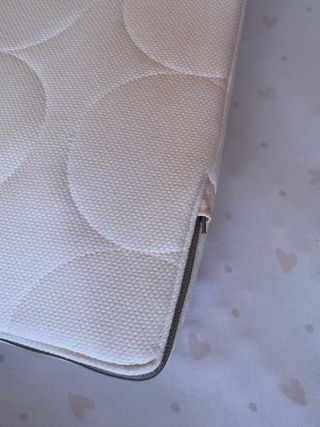 Colchón cuna Ikea JÄTTETRÖTT como nuevo