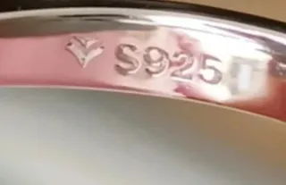 Anillo Rubí Natural y plata de ley 925