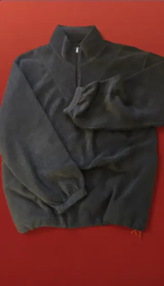 Maglione in pile con cerniera sul collo