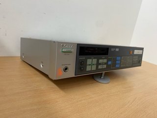 Amplificador Sony TA-V7