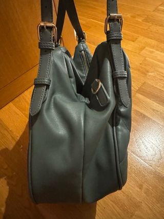 Bolso hobo Pierre Cardin verde