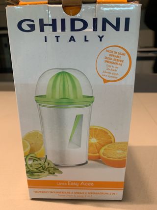 Spremiagrumi Ghidini con temperino tagliaverdure