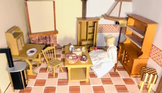 Casa de muñecas artesanal