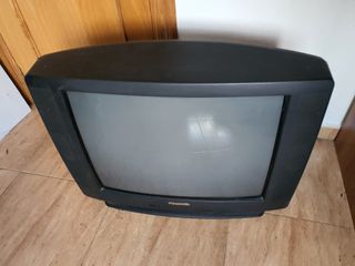 Panasonic CRT 28" retro gaming