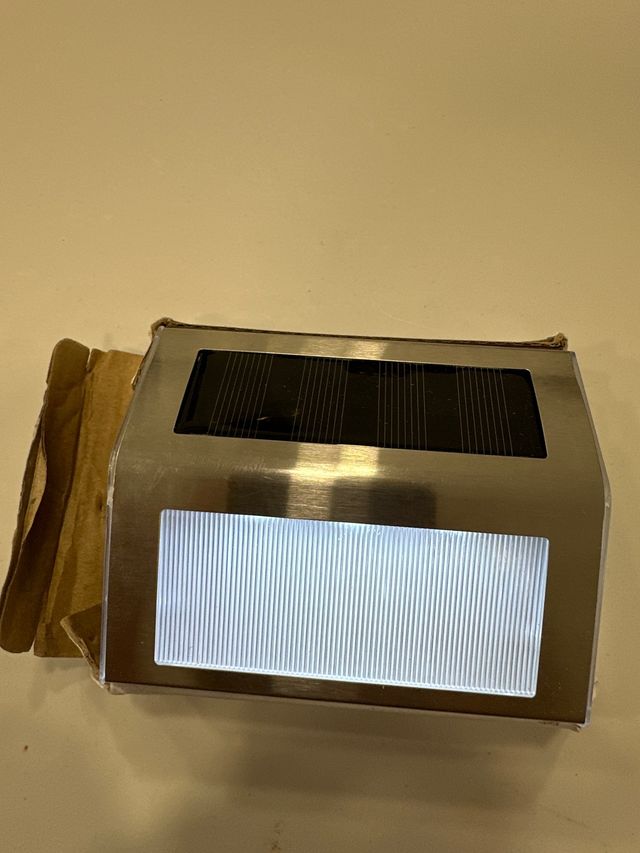 Luz Solar Exterior Liz Metal y Plástico