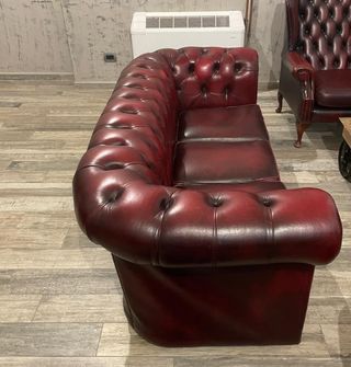 Divano Chesterfield Metropolitan + Poltrona Club