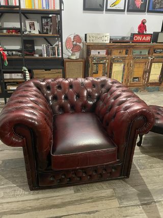 Divano Chesterfield Metropolitan + Poltrona Club