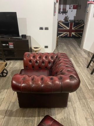 Divano Chesterfield Metropolitan + Poltrona Club