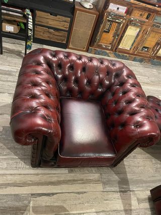 Divano Chesterfield Metropolitan + Poltrona Club