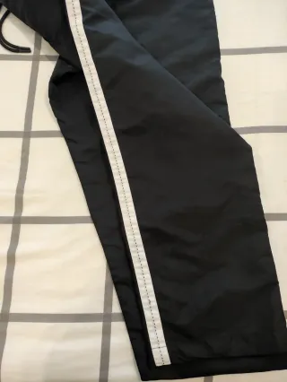 Pantalón estilo chándal Zara L