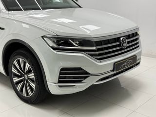 VW Touareg 3.0TDI Premium Elegance 4M desde 589/me