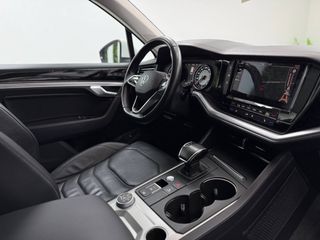 VW Touareg 3.0TDI Premium Elegance 4M desde 589/me
