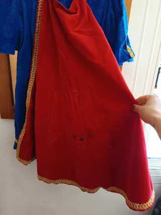Se vende traje de roman@ de terciopelo
