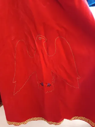 Se vende traje de roman@ de terciopelo