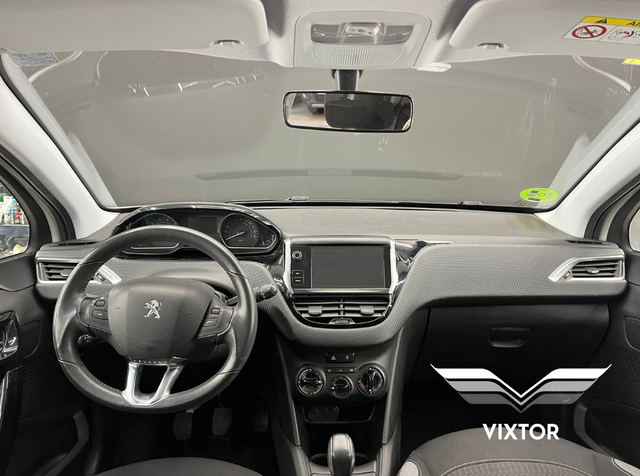 Peugeot 208 1.2 PureTech Style 82