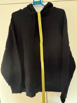 Sudadera negra de Pull&Bear