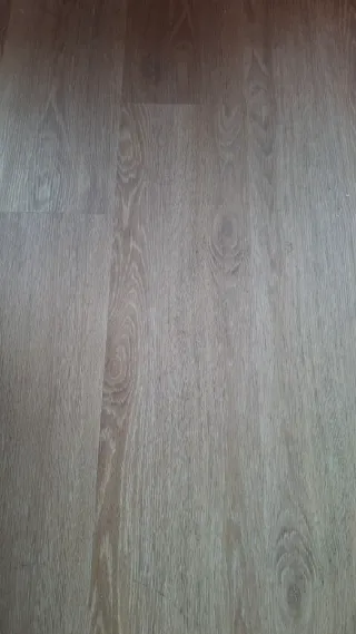 Tarima vinilica resistente al agua