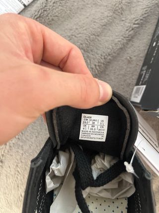 Onitsuka Tiger Mexico 66 #38 color negro