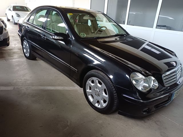 MERCEDES-BENZ Clase C 220 CDI ELEGANCE Automático