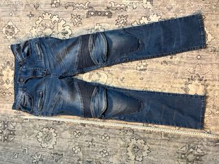 Pantalón de moto con protecciones