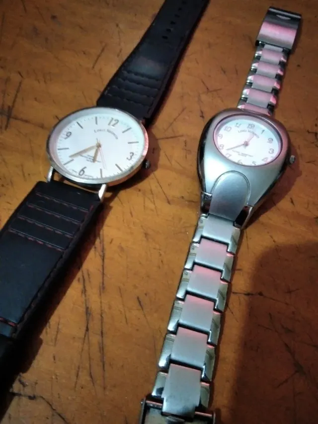 2 relojes Louis Valentin