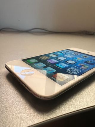 iPod Touch 4ª gen 16 GB Blanco
