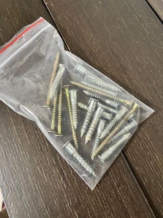 Taula de menjador color vengué