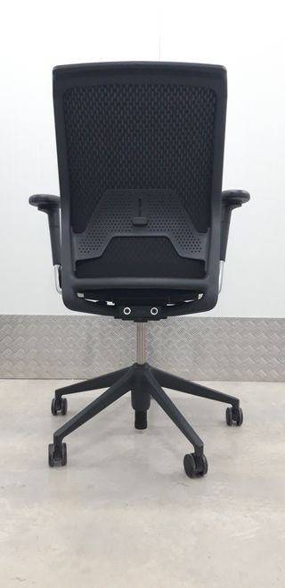 Silla VITRA ID MESH ergonómica diseño