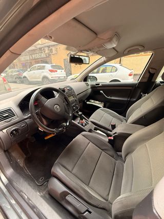 Volkswagen Golf 2004