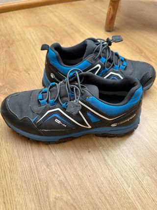 Botas de montaña impermeables