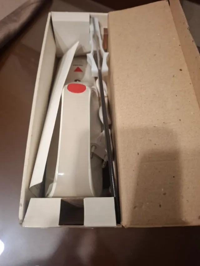 Coltello Elettrico Tefal