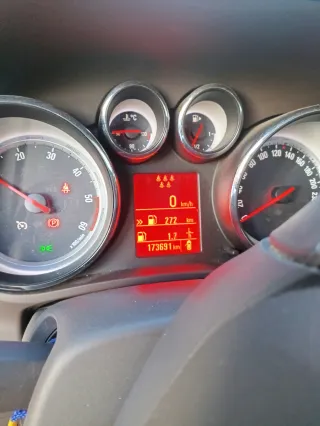 Opel Zafira Tourer 2016