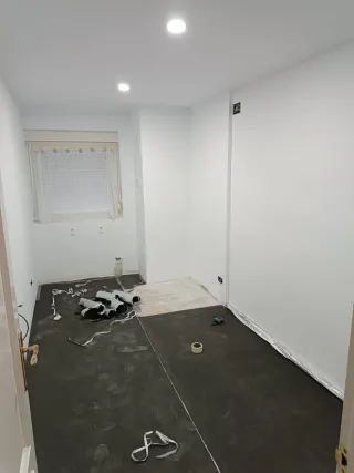 Yesero profesional con años de experiencia