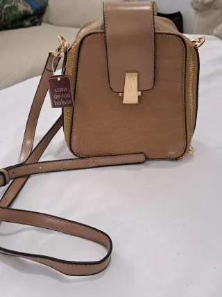 Vendo bolsos y mochilas