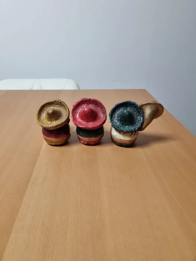 3 Figuras Músicos Mexicanos Mariachis