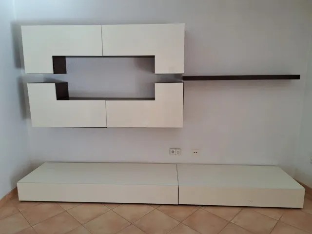 Mueble de salón diseño Italiano.