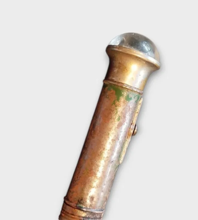 Linterna militar vintage años 20 – tipo bullseye