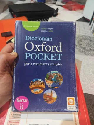 Diccionario Oxford Pocket Català per a estudian...
