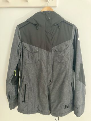 Anorak Nike chica waterproof